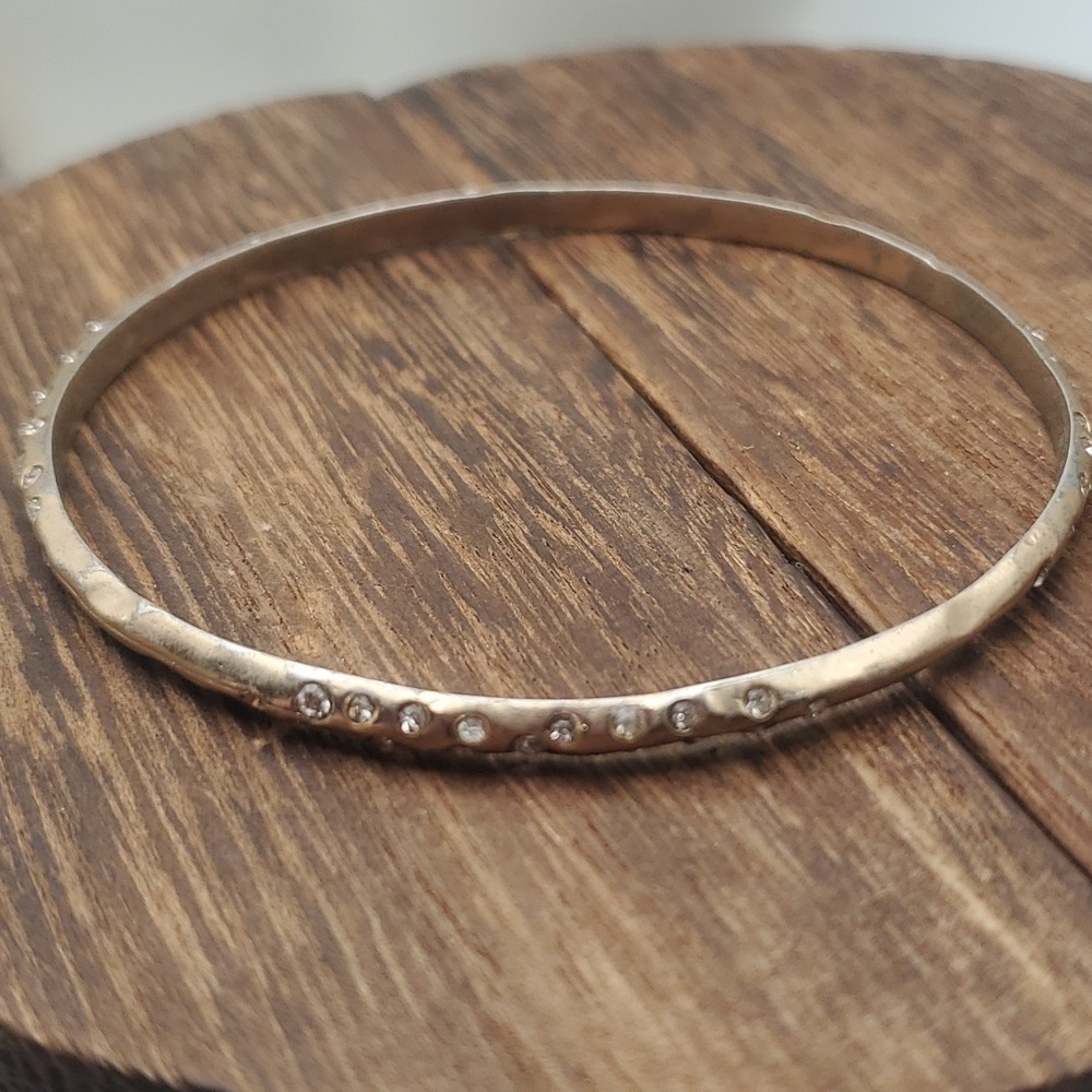 B2222 crystal‎ encrusted bracelet icy flash bangle